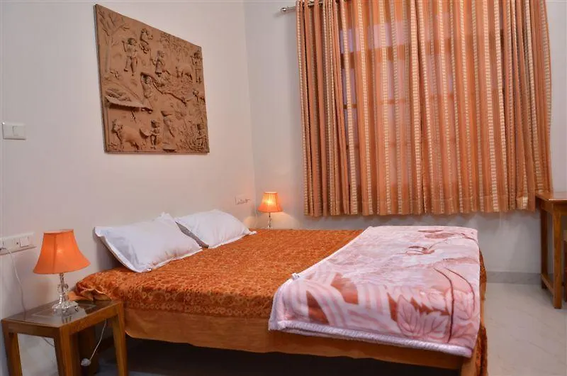 The Royale Country Retreat Bed & Breakfast Udaipur India