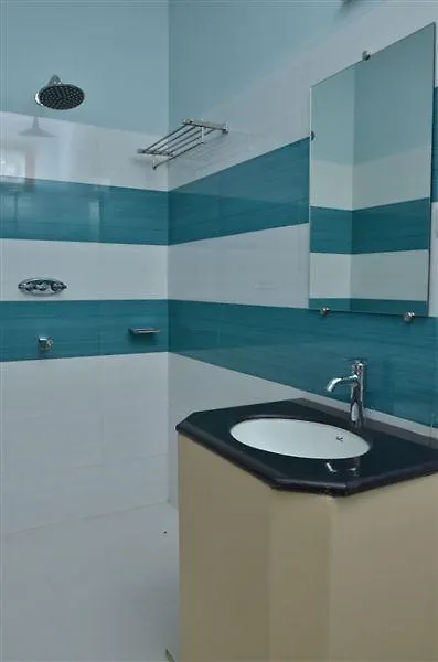 ***  The Royale Country Retreat Bed & Breakfast Udaipur India